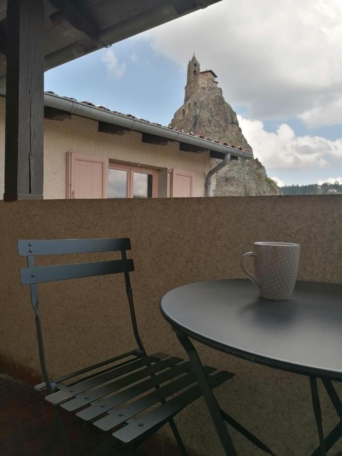Appartement Studio avec balcon au pied du Rocher d'Aiguilhe à Le Puy-en-Velay Extérieur photo
