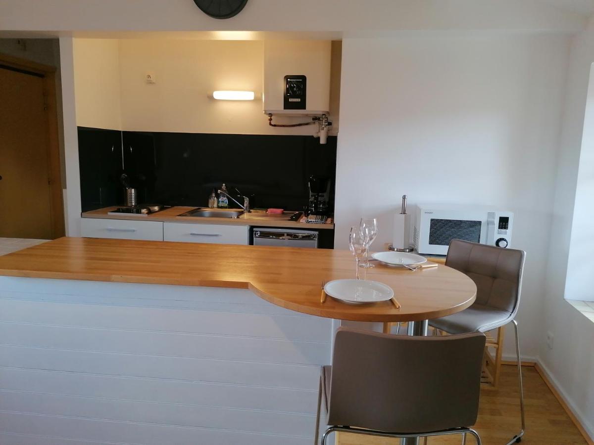 Appartement Studio avec balcon au pied du Rocher d'Aiguilhe à Le Puy-en-Velay Extérieur photo